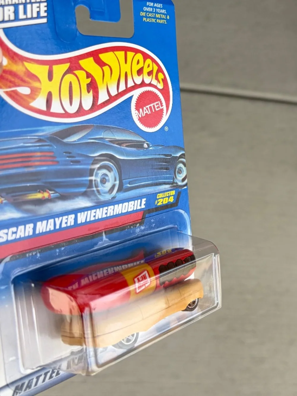 Hot Wheels Oscar Mayer Wienermobile #204 – Vintage Mattel Die-Cast – New Sealed